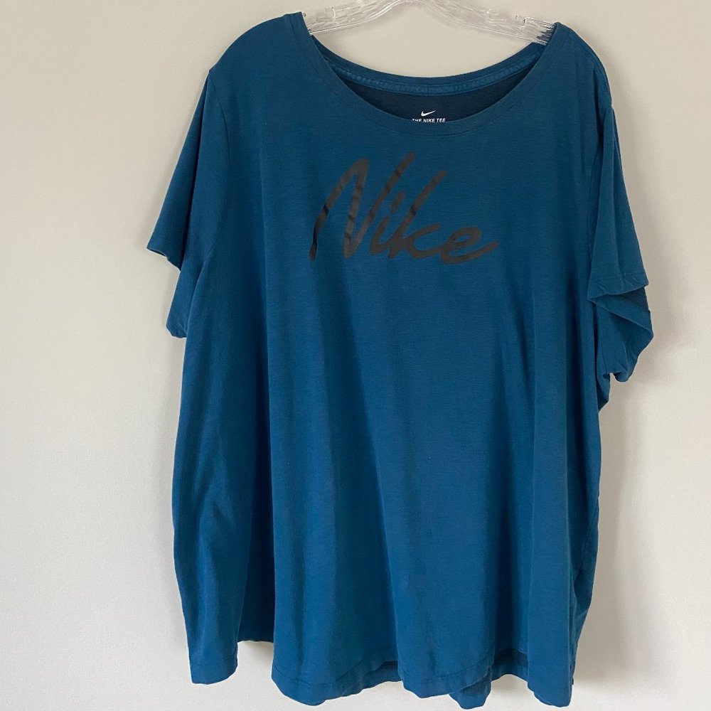 Women's Blue and Black Nike Dry Fit Tee Size 3X